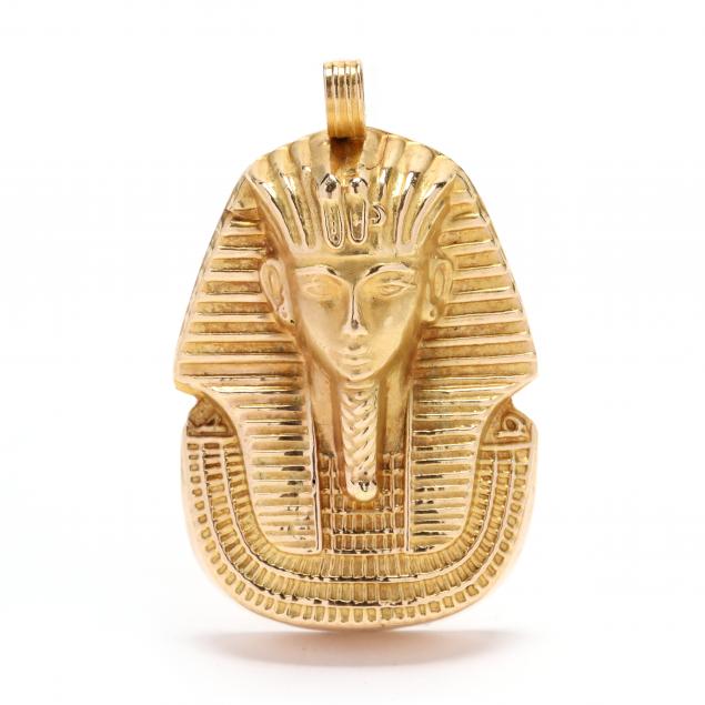 gold-egyptian-motif-pendant