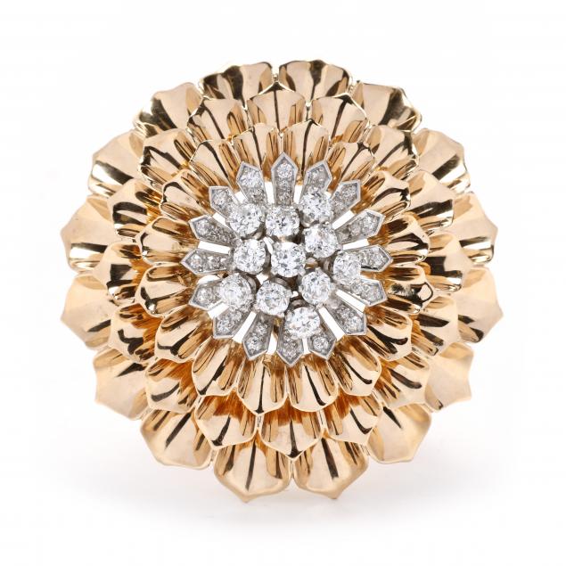 gold-and-diamond-chrysanthemum-brooch