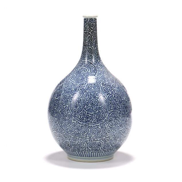 a-large-impressive-japanese-blue-and-white-ko-imari-vase