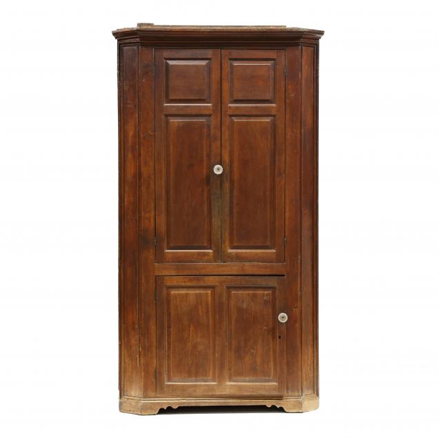 north-carolina-chippendale-walnut-corner-cupboard