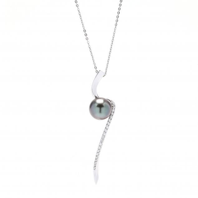 white-gold-tahitian-pearl-and-diamond-necklace