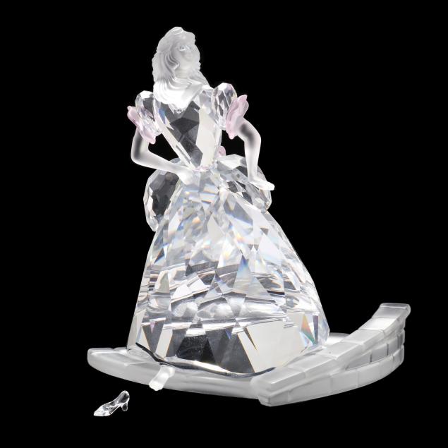 swarovski-i-cinderella-with-slipper-i