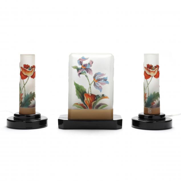 bellova-and-h-g-mcfaddin-co-a-set-of-floral-art-glass-boudoir-lamps