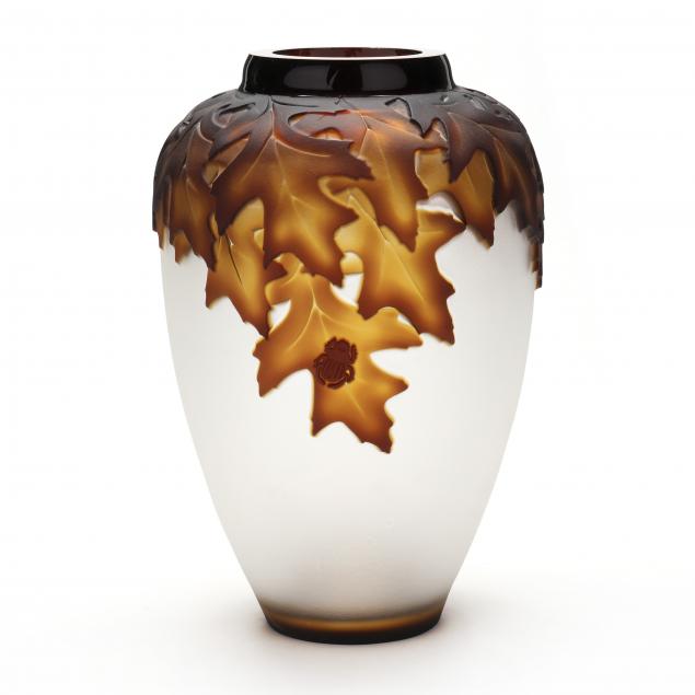 kelsey-murphy-pilgrim-glass-company-oak-leaf-cameo-vase