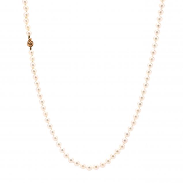 pearl-necklace-with-gold-and-diamond-clasp