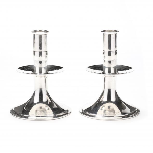 pair-of-tuttle-i-governor-winslow-1633-english-reproduction-i-sterling-silver-presentation-candlesticks