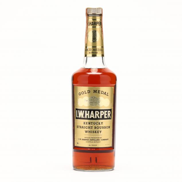 i-w-harper-bourbon-whiskey