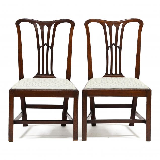 pair-of-virginia-chippendale-mahogany-side-chairs
