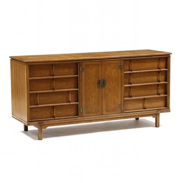 american-mid-century-oak-dresser