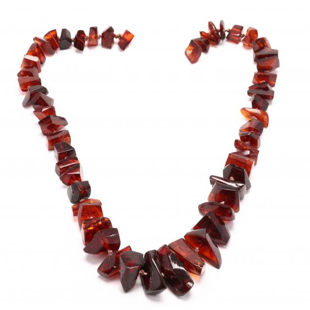 vintage-amber-bead-necklace