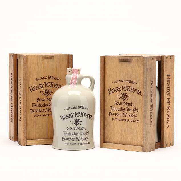 henry-mckenna-special-reserve-bourbon-whiskey-in-stoneware-jugs