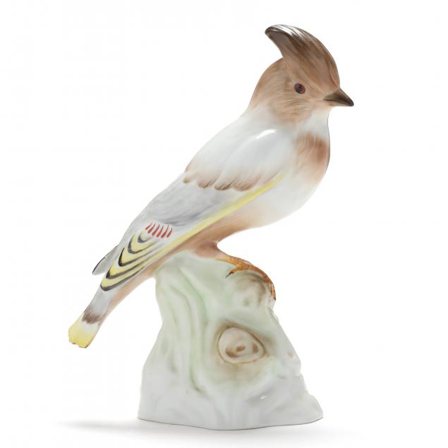 herend-porcelain-song-bird-in-natural