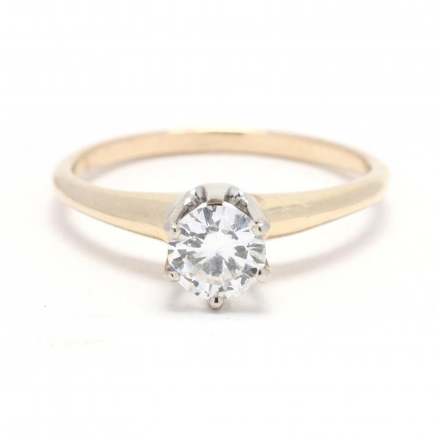 gold-and-diamond-solitaire-ring