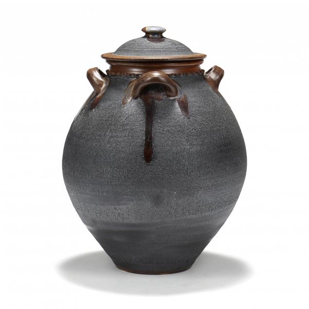 mark-hewitt-england-nc-b-1955-large-four-handled-lidded-pot