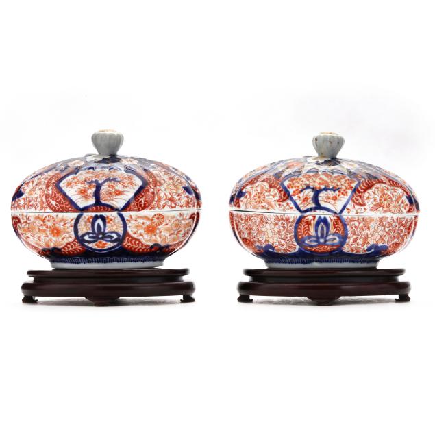 a-pair-of-japanese-porcelain-imari-serving-bowls-with-covers