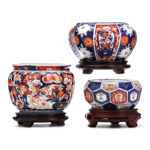 a-group-of-japanese-imari-porcelain-bowls