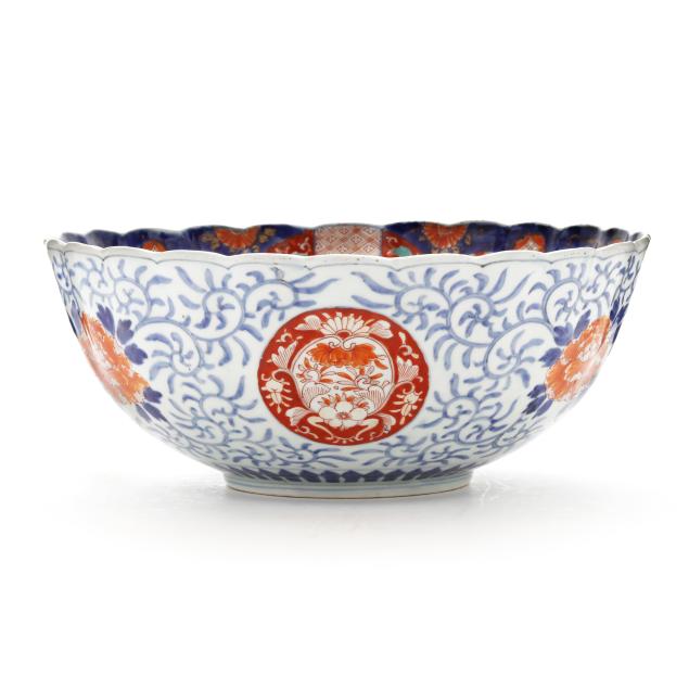 a-large-japanese-imari-porcelain-punch-bowl