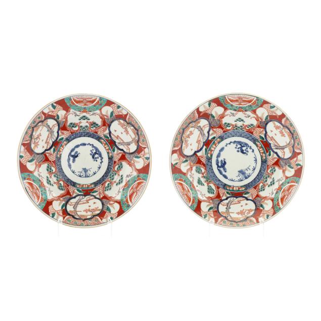 a-pair-of-grand-japanese-imari-porcelain-chargers