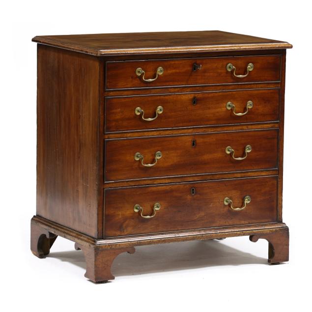 george-iii-mahogany-bachelor-s-chest-of-drawers