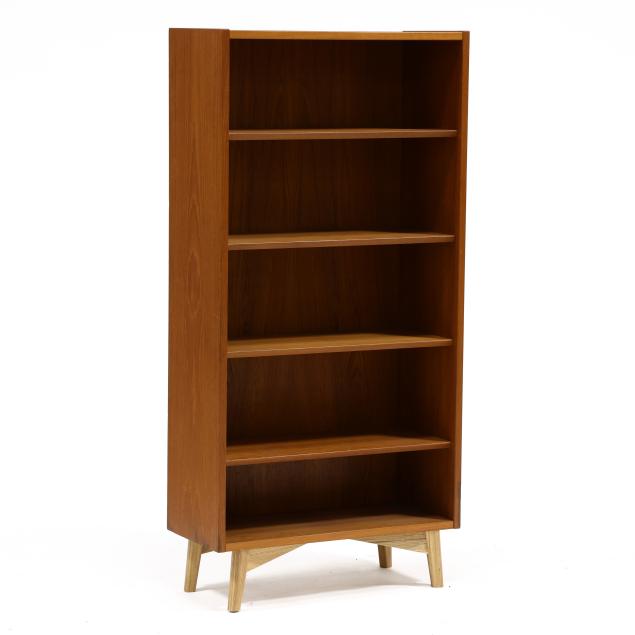 poul-hundevad-danish-teak-bookcase