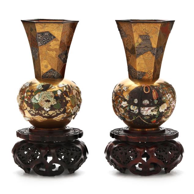 a-pair-of-very-fine-japanese-gold-lacquer-i-shibayama-i-vases