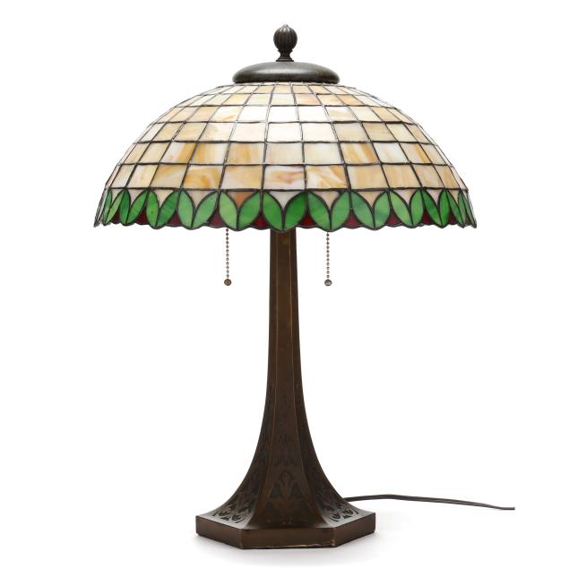 vintage-american-leaded-glass-table-lamp