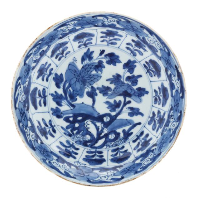 a-chinese-blue-and-white-porcelain-dish