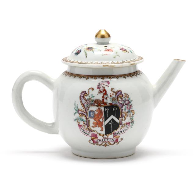 a-chinese-export-armorial-teapot-coat-of-arms-trafford-impaling-mosley