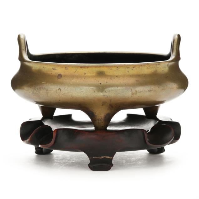 a-chinese-gilt-bronze-incense-burner