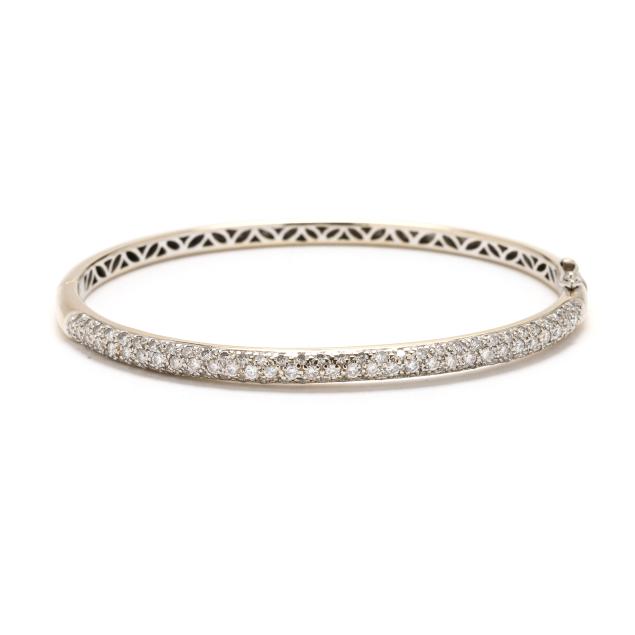 gold-and-diamond-bangle-bracelet