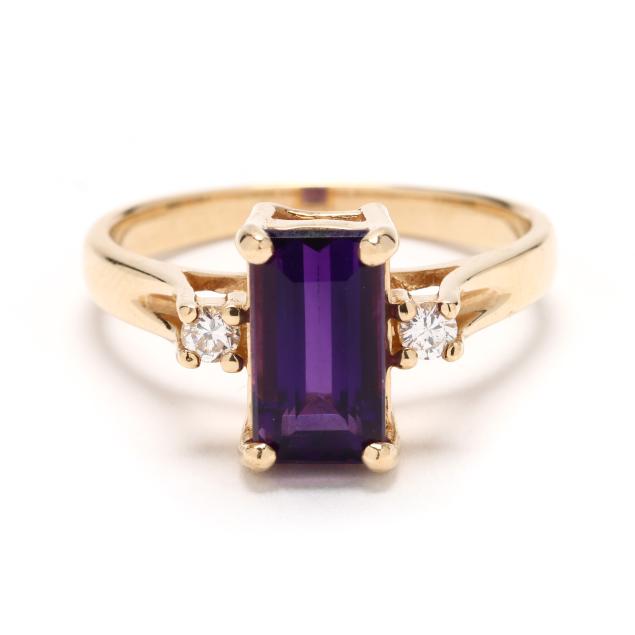 gold-amethyst-and-diamond-ring