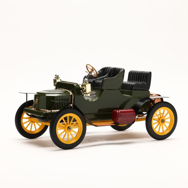 michter-s-whiskey-in-1909-stanley-steamer-car-decanter