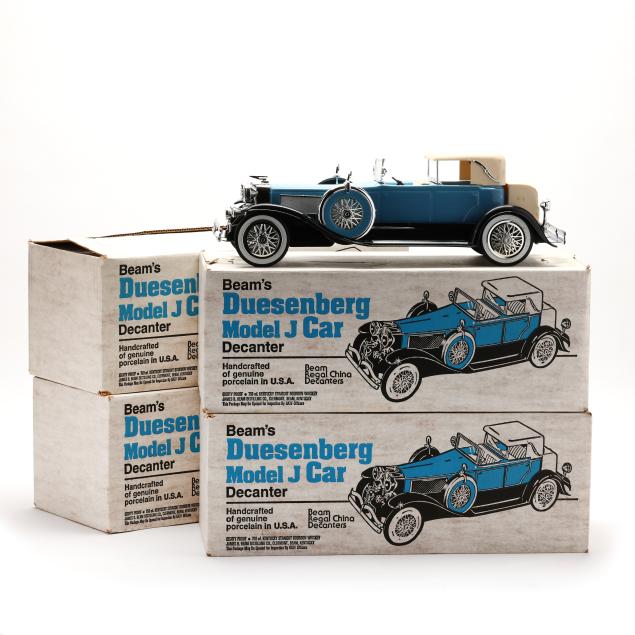 jim-beam-bourbon-whiskey-in-duesenberg-car-decanters