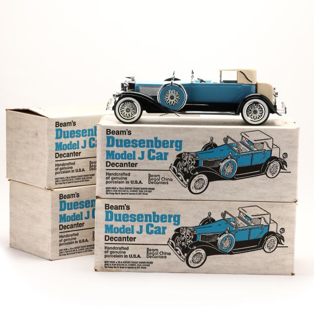 jim-beam-bourbon-whiskey-in-duesenberg-car-decanters