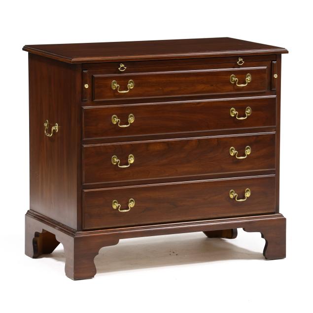 henkel-harris-chippendale-style-cherry-bachelor-s-chest-of-drawers