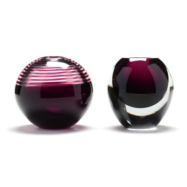 beranek-two-thick-art-glass-orb-vases