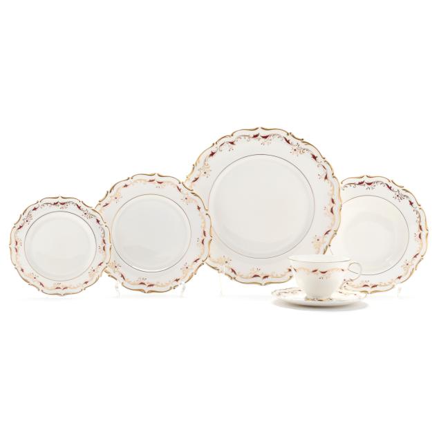 a-royal-doulton-i-strasbourg-i-porcelain-dinner-service-58-pieces