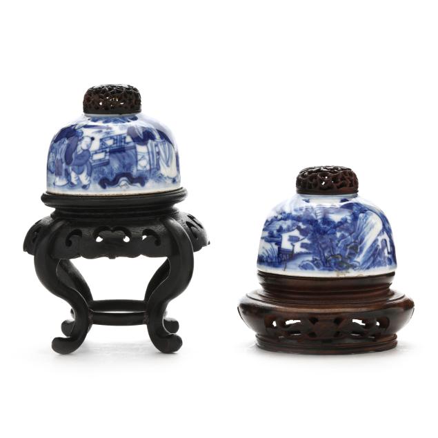 two-chinese-blue-and-white-porcelain-beehive-water-pots