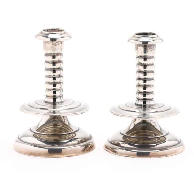 a-pair-of-currier-roby-i-mayflower-i-sterling-silver-candlesticks