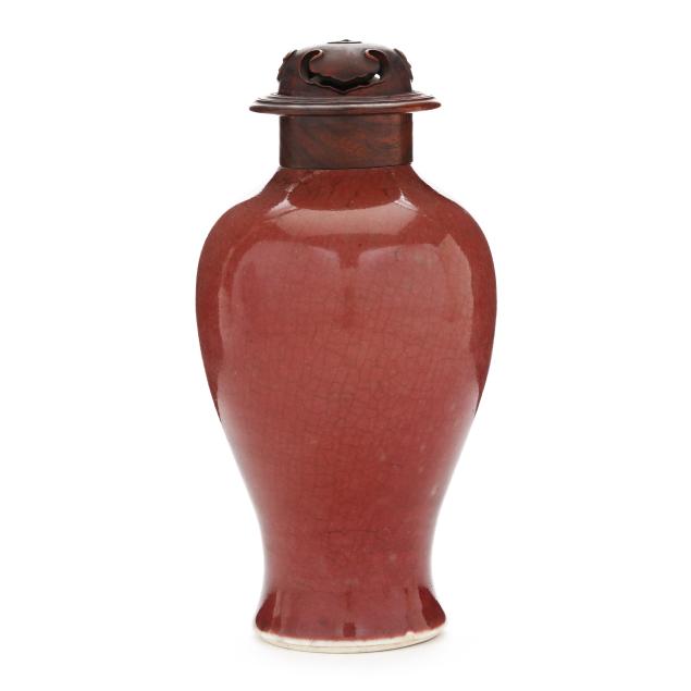 a-chinese-peach-blossom-glazed-jar-with-wooden-cover