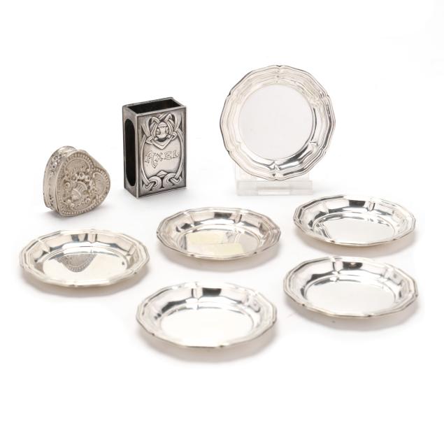 assortment-of-continental-silver-accessories