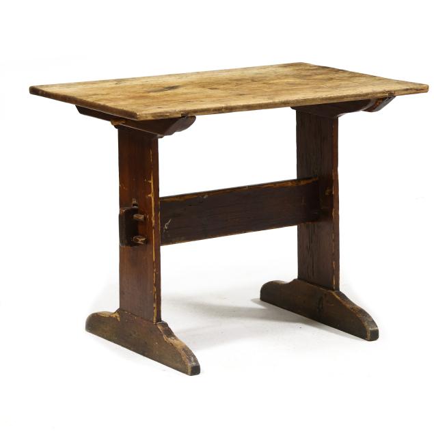 antique-contiental-pine-pin-top-table