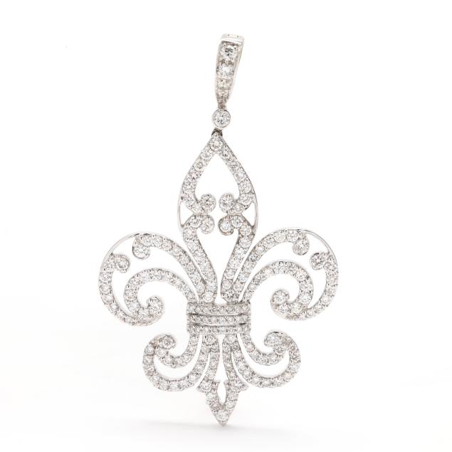 white-gold-and-diamond-fleur-de-lis-motif-pendant