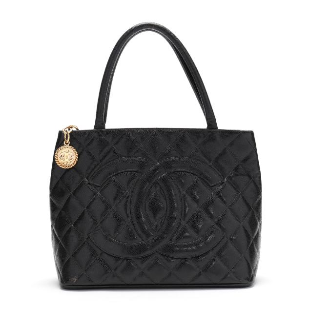 chanel-caviar-leather-medallion-tote-in-black