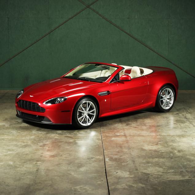 2014-aston-martin-v8-vantage