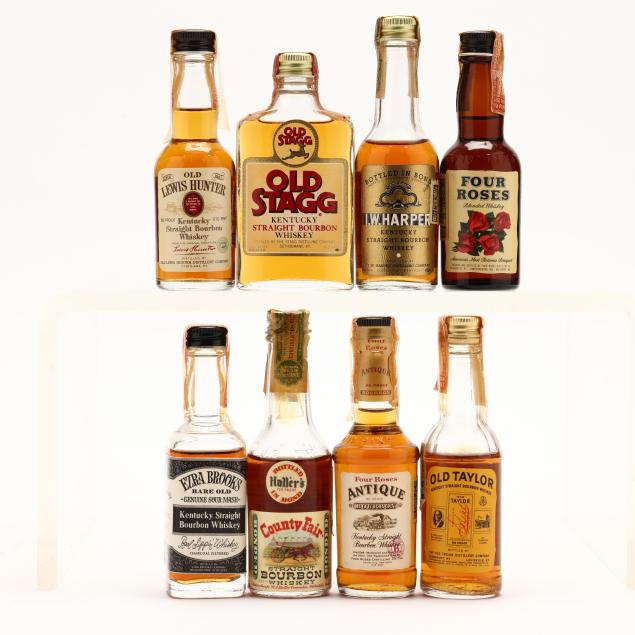 amazing-miniature-whiskey-collection