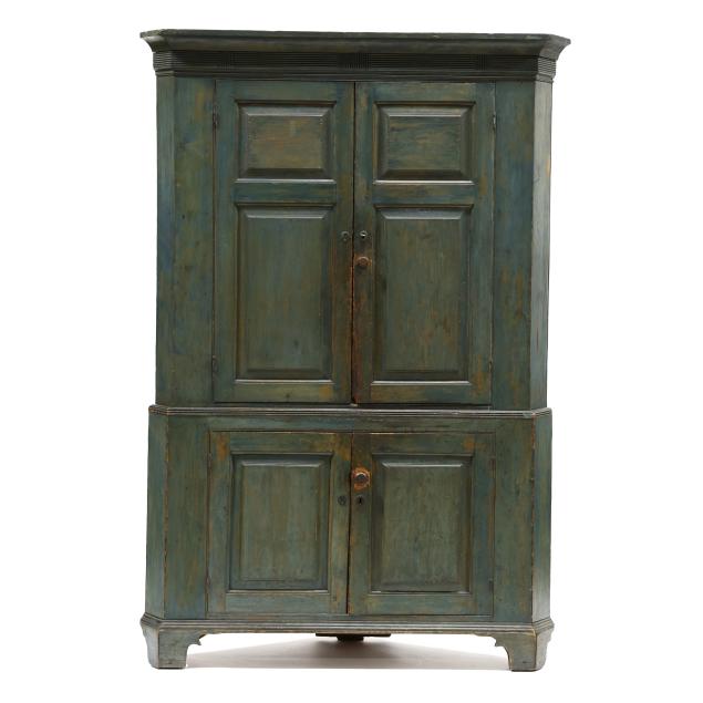 southern-federal-painted-corner-cupboard