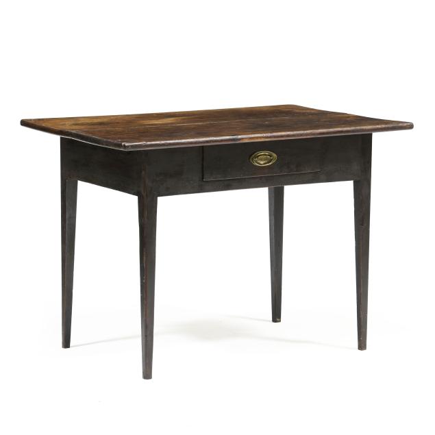 north-carolina-federal-walnut-writing-table