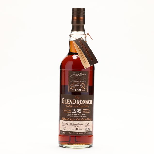 glendronach-28-year-old-pedro-ximenez-puncheon-scotch-whisky-limited-bottling-vintage-1992