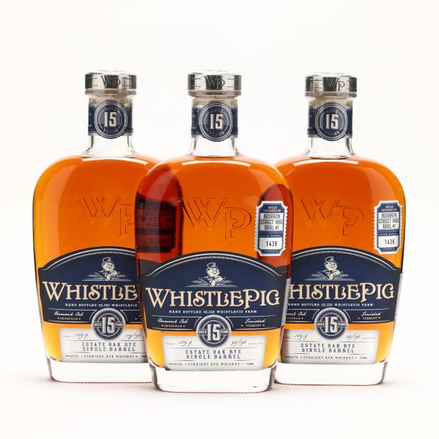 whistlepig-rye-whiskey-in-glass-decanter-bottles